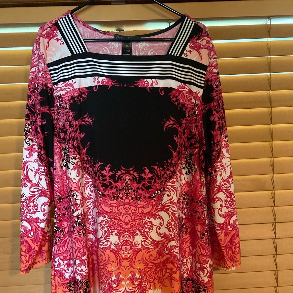 City View square neck top
